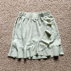 ROMWE Ruffle Hem Green Mini Skirt